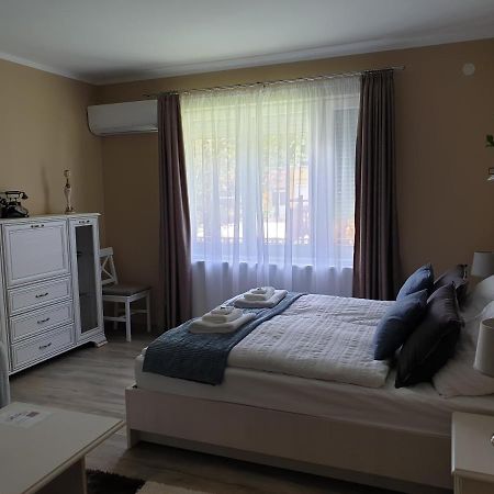Royal Apartman Eger Exterior photo